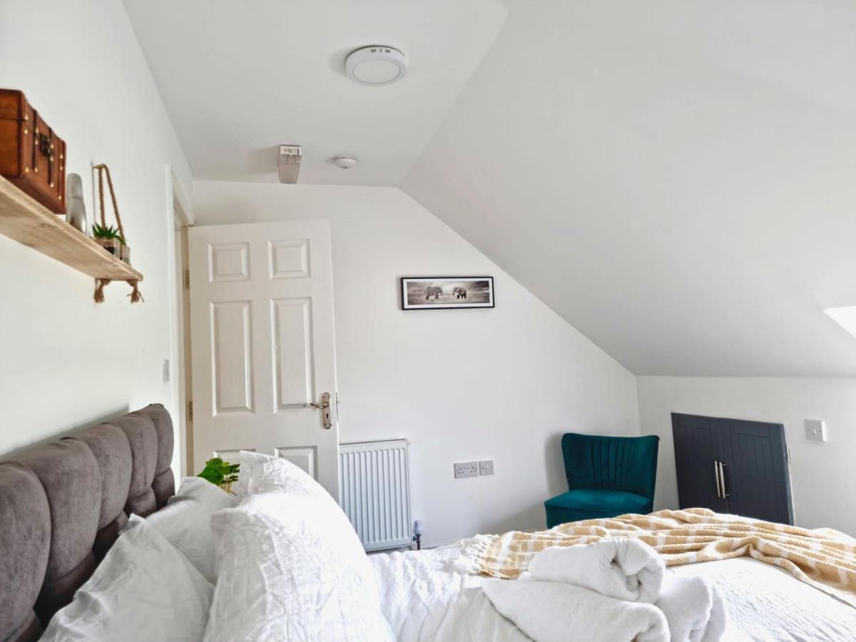 Cosy 3 Bed Apartment Near Birmingham Airport & Nec Perfect For Groups & Contractors! Eksteriør bilde