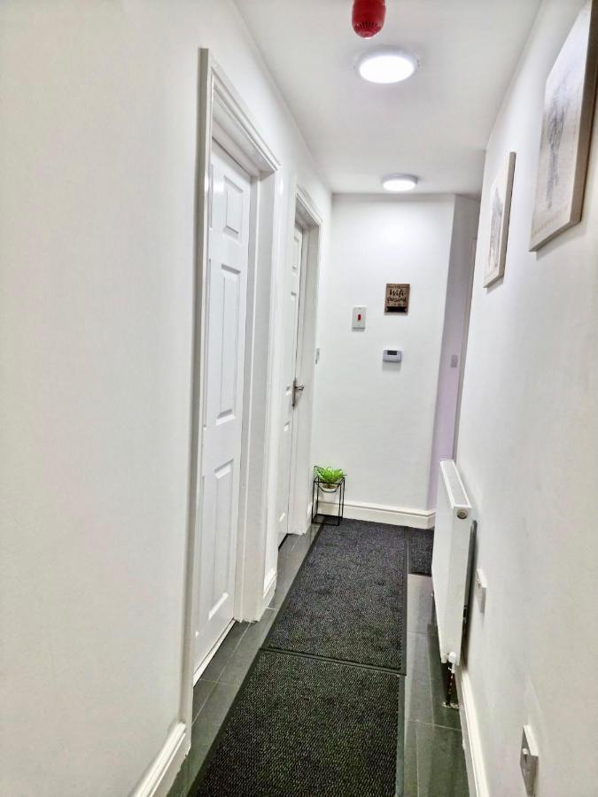 Cosy 3 Bed Apartment Near Birmingham Airport & Nec Perfect For Groups & Contractors! Eksteriør bilde