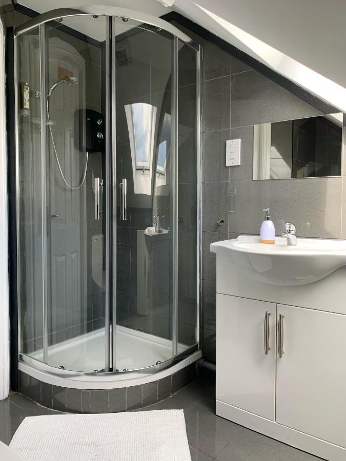 Cosy 3 Bed Apartment Near Birmingham Airport & Nec Perfect For Groups & Contractors! Eksteriør bilde
